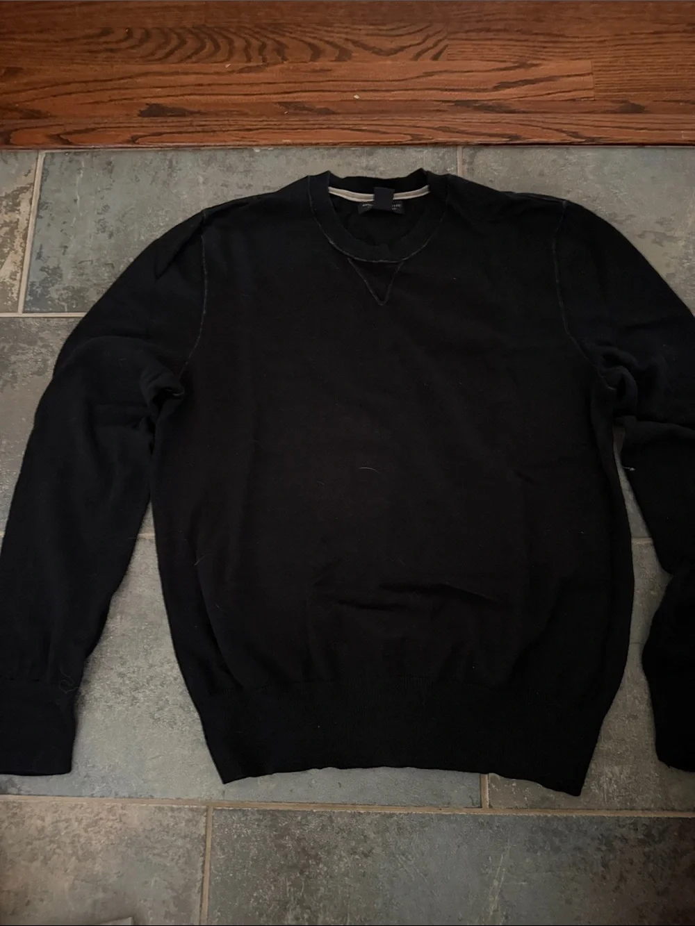 Banana Republic Men's Black Crewneck Pullover Sweater